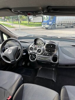 Fiat Multipla 1,6 16v 6mist - 11