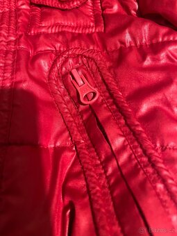 Bunda červená vel. 128, velmi módní - 11