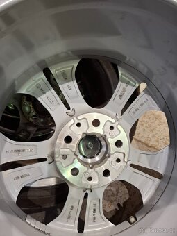 Original letní sada 17" BMW X1 style 564 - 11