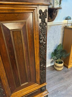 Monumentální skříň (141014) - 11