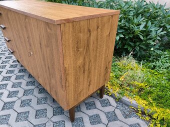 Moderní "retro" komoda, skříňka, prádelník - 11