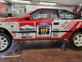 Prodám závodní  Toyota Celica 2.0 GT Twin cam - ex Minář - 11