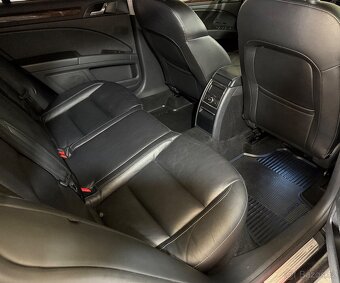 Škoda Superb Combi Facelift Elegance 4x4 2.0TDi CR CH-ToP - 11