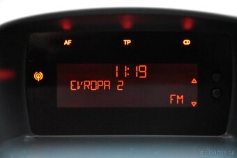 Ford Fiesta 1.25 60 kW STYLE, KLIMA, PDC, 1MAJ, 2xSADA KOL - 11