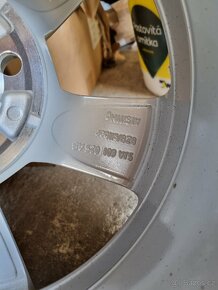 ALU kola+pneu ŠKODA"Deneb"PIRELLI zimni 185/60/R15 6.0J ET - 11