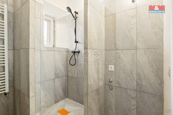 Prodej rodinného domu, 409 m², Lochovice - 11