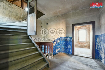 Prodej rodinného domu, 300 m², Plesná, ul. Farní - 11