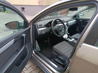 VW Passat B7 Alltrack 2.0 Tdi 125 kW DSG 4x4 combi - 11