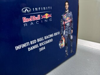 F1 INFINITI RED BULL RB10 2013 RICCIARDO MINICHAMPS 1:18 - 11
