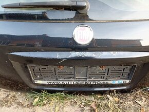 Dveře Fiat Sedici. - 11