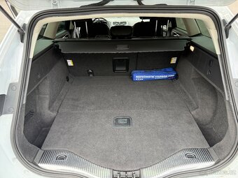 Volkswagen Passat 2.0TDi R-Line DSG • 2/2021 • PRODÁNO - 11