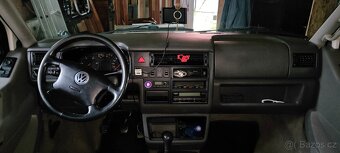 Volkswagen Caravelle T4   2.5 TDI 75 kw - 11