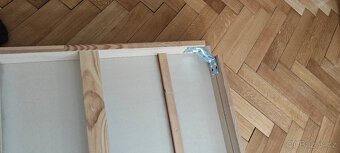 Jídelní rozkládacé stůl a 8 židlí - 11