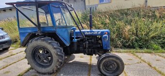 Traktor Zetor 25 - 11