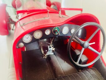 Alfa Romeo 8C 2300 Monza Pocher 1:8 - 11