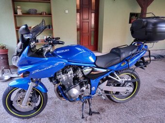 Suzuki Bandit 600 - 11