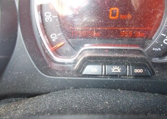 Citroën C5 2,0HDI 120KW perf.stav,automat nafta automat - 11