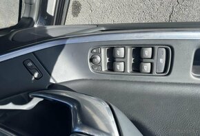 Volvo V60 1.6 D2 OCEAN RACE 112K MAN6 - 11