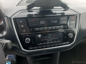 VW E-UP Elektrika Klima Alu Kamera Model 2021 - 11