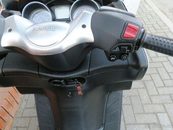 Piaggio X-Evo 125 (2010) - 11