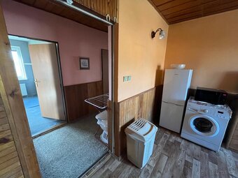 Prodej rodinného domu 4+1 s garáží a pozemkem, Pustá Polom - 11