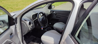 Ford Fusion - 11