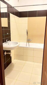 Pronájem bytu 3+1, 93m2, Modřecká, Polička okr. Svitavy. - 11