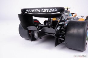 McLaren MCL36 Lando Norris 2022, 1:18 Solido - 11