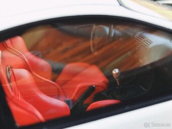 Honda Integra / Civic EK6 Type-R 1:18 Ottomobile - 11