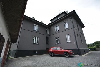 byt 2+1 v os .vl., o velikosti 87 m2 + malá místnost a  balk - 11