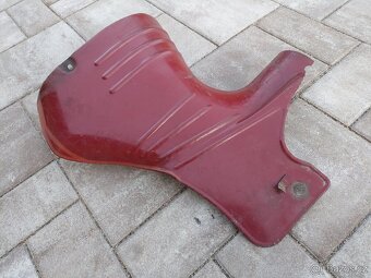 Jawa 550 parez - podsedlovy plech - 11