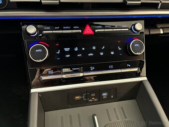 Hyundai Santa Fe 1.6T-GDi 158kW HYBRID AUTOMAT 4x4 PANORAMA - 11