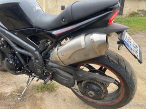 Triumph speed triple 1050 - 11