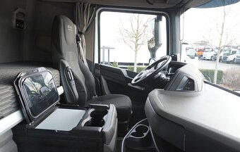 DAF XF 450 6x2 - chladící skříň Lamberet - 11