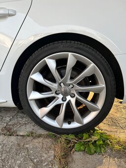 Audi A5 2.0tfsi benzín sleva - 11