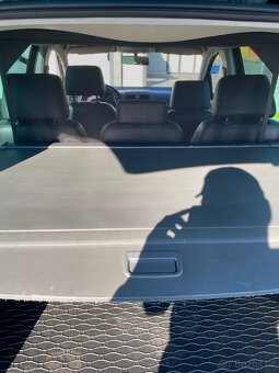 VW touran 2.0tdi - 11