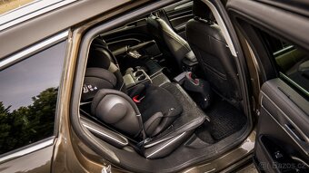 Mondeo Vignale 2.0 132kW, 4x4, tažné, 2xALU kola - 11