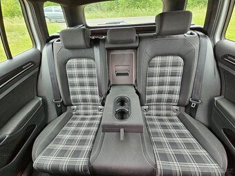 Prodám Volkswagen Golf GTD 2.0 TDI  135 kW, manuál 2016 - 11