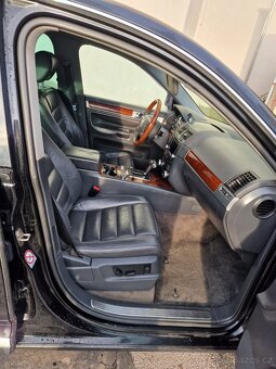 Volkswagen Touareg edice King Kong rok: 2005, 5.0tdi, - 11