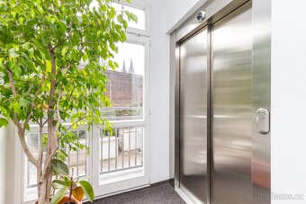 Vyšehrad 2x1+kk 70 m +15m + půdička na spaní - 11