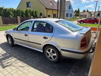 Prodám Škoda Octavie 1,6i - 11