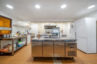 Prodej ubytovacího zařízení 650 m² Bítov - 11