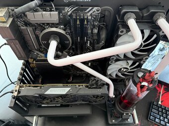 Herní PC Hard TUBE i7, 64Gb RAM, RTX 2080ti - 11