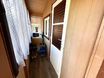 Chata s vlastní zahradou, Hradec Králové. - 11