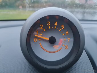 Daihatsu Sirion 4x4 1.3 16V, 64kW, 8/2006, klima - 11