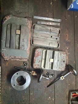 Křížový stůl - 11