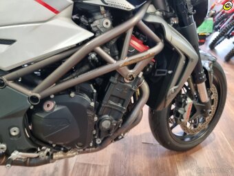 MV Agusta Brutale 1090RR - 11
