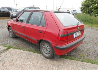 Škoda Felicia 1,3 40 kW CZ Historie GLX benzín - 11
