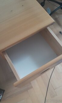 Dřevěný kontejner ke stolu - 11