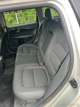 Volvo V70 2.0T, prav. servis, nové pneu, nová STK - 11